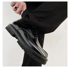 Black Glossy Tabi Shoes for Men: Split Toe Leather Derby | British Retro Platform Sole Niche Design | Luxury Low-Top Lace-Up Loafers for Men