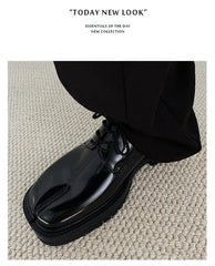 Black Glossy Tabi Shoes for Men: Split Toe Leather Derby | British Retro Platform Sole Niche Design | Luxury Low-Top Lace-Up Loafers for Men