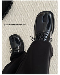 Black Glossy Tabi Shoes for Men: Split Toe Leather Derby | British Retro Platform Sole Niche Design | Luxury Low-Top Lace-Up Loafers for Men