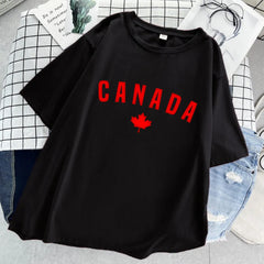 Love Canada T-Shirt – Maple Leaf Graphic & Letter Design, Black Casual Short Sleeve Tee for Women (Harajuku Style)