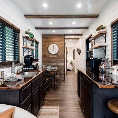 2024 20FT Popular Quick Splicing House Sunny Prefabricated Container Frame Assembly House 40FT Glassy Easy Handy House