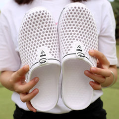 Unisex Men’s Beach Slippers – Hollow Non-Slip Outdoor Flip-Flops & Casual Sandals (Sizes 36–45)