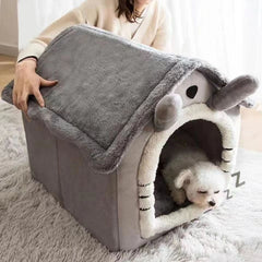 Cartoon House Pet Bed – Arctic Fleece & Plush, Removable & Washable, Ideal for Cats & Small Dogs