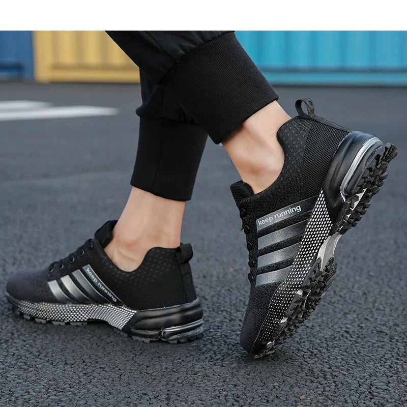 Men Shoes Breathable Classic Running Sneakers For Man Outdoor Light Comfortable Mesh Shoes Slip On Casaul Walking Shoes Tenis