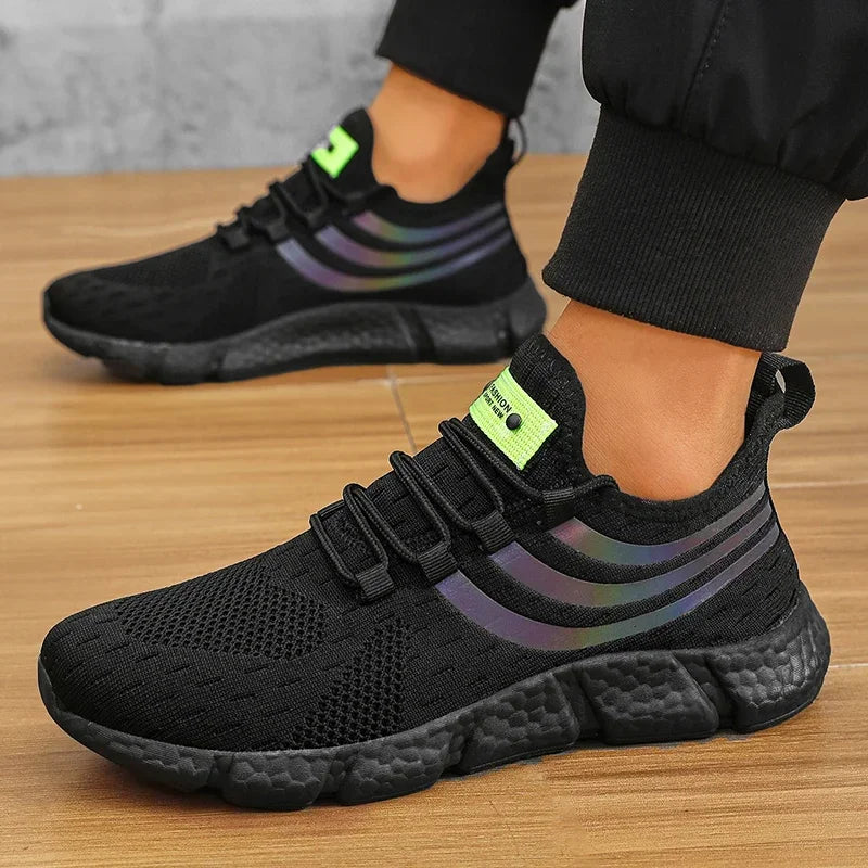 Men Shoes Breathable Classic Running Sneakers for Man Outdoor Light Comfortable Mesh Shoes Slip on Walking Shoes Tenis Masculino