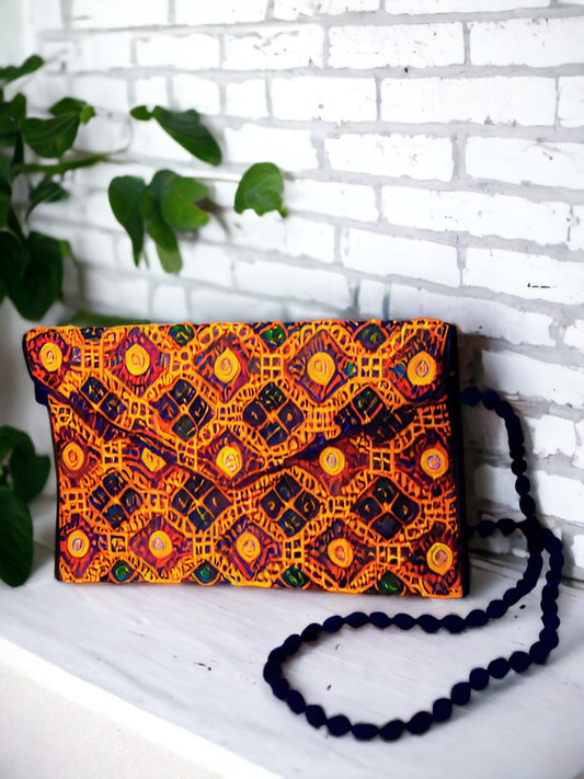 Purely handmade ladies' purses – stylish and a best-selling gift for your loved ones