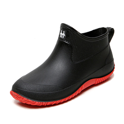 Anti-slip and waterproof rubber shoes