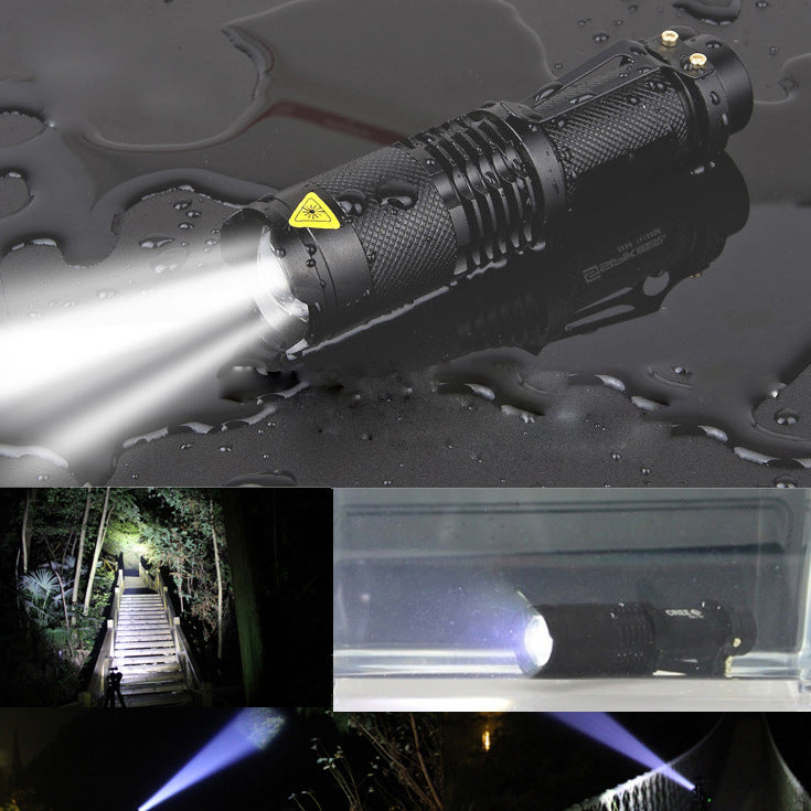 Telescopic zoom LED flashlight