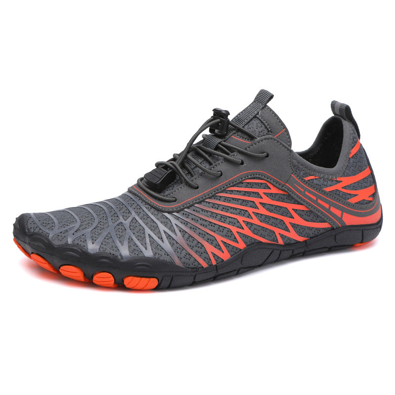 Chaussures en amont de sports de mode en plein air